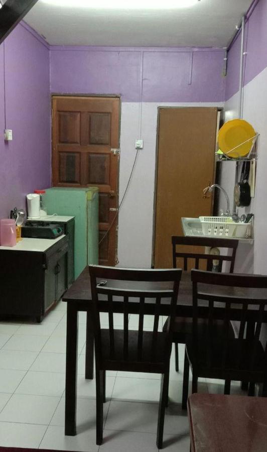 Bajet Homestay - Low Cost Houses Kuantan Exterior photo